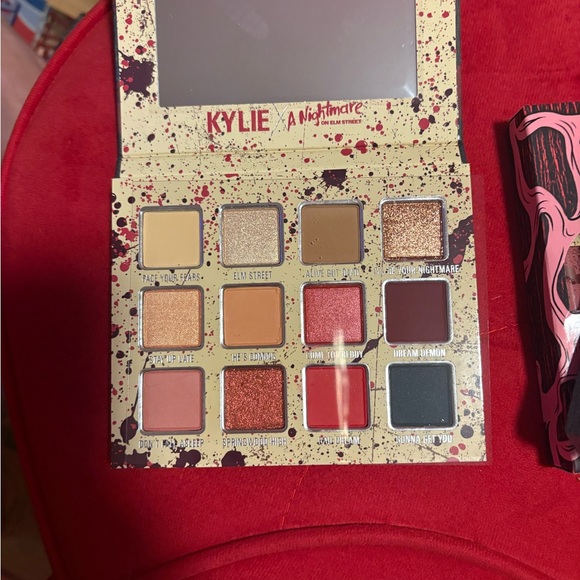 Kylie Cosmetics Limited Edition Nightmare On Elm Street Collection - Picture 3 of 4